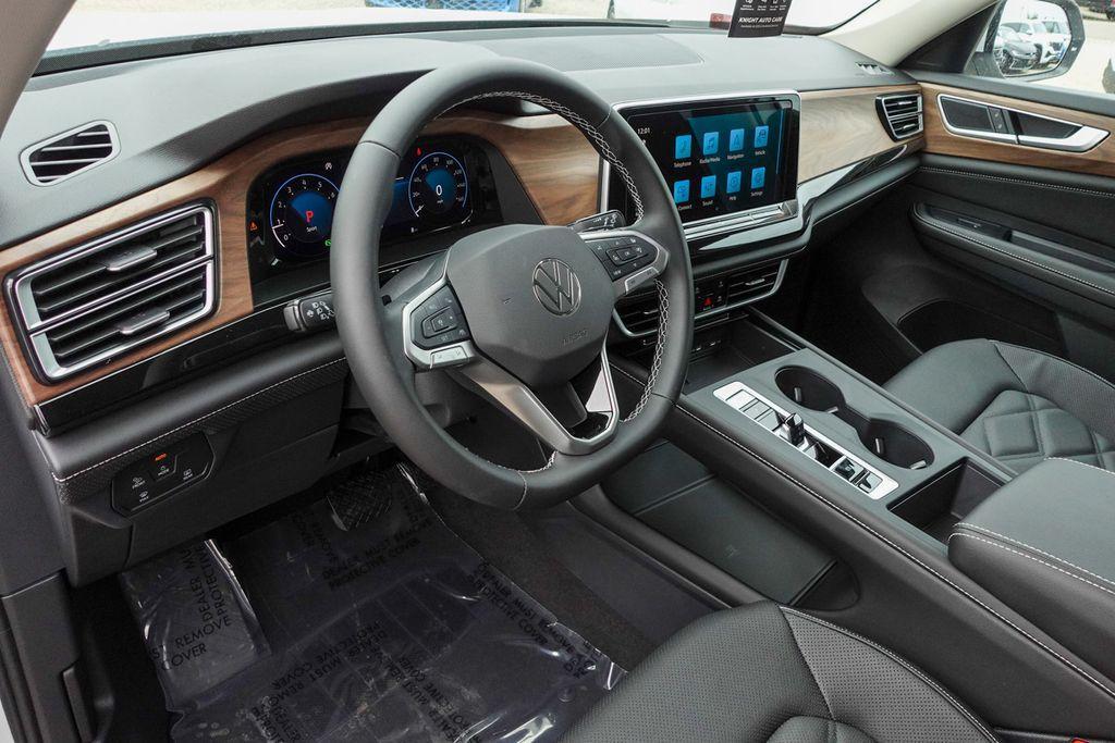new 2026 Volkswagen Atlas car, priced at $38,676