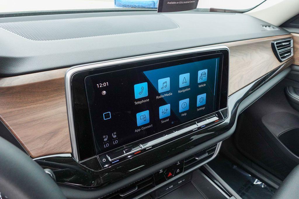 new 2026 Volkswagen Atlas car, priced at $38,676