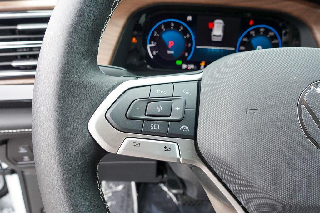 new 2026 Volkswagen Atlas car, priced at $38,676