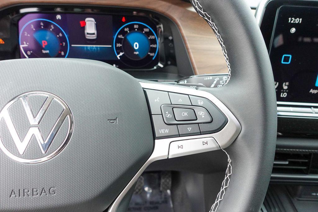 new 2026 Volkswagen Atlas car, priced at $38,676