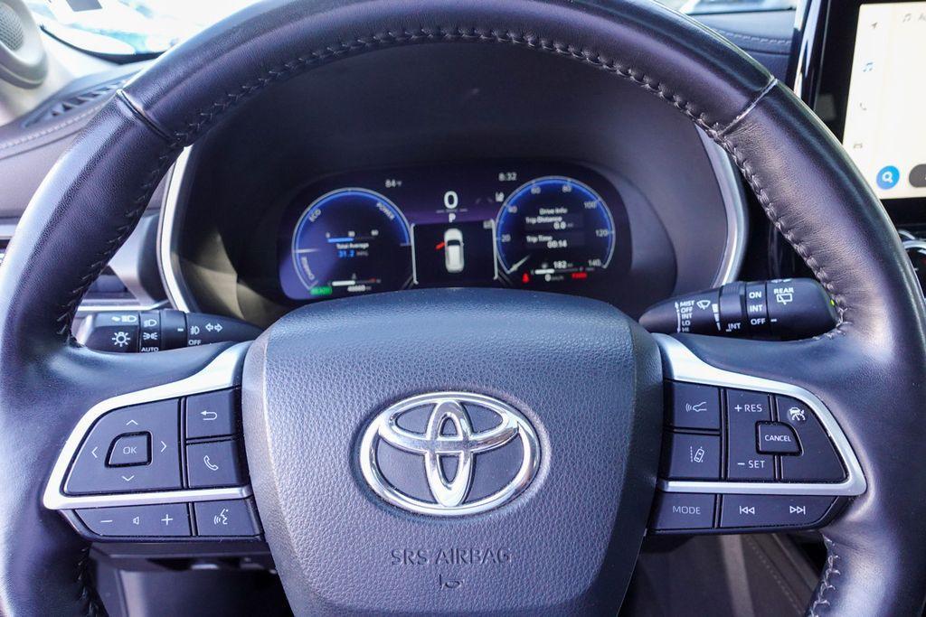 used 2023 Toyota Highlander Hybrid car, priced at $43,877