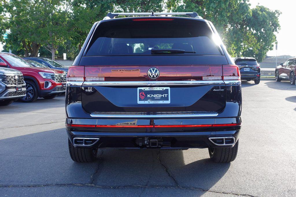 new 2025 Volkswagen Atlas car, priced at $52,632