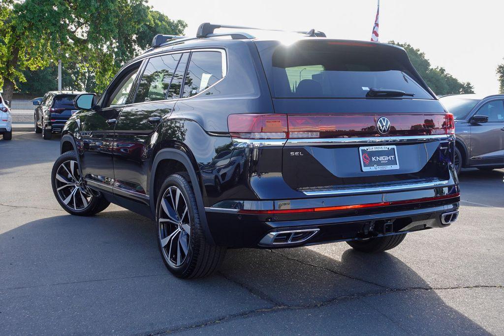 new 2025 Volkswagen Atlas car, priced at $52,632