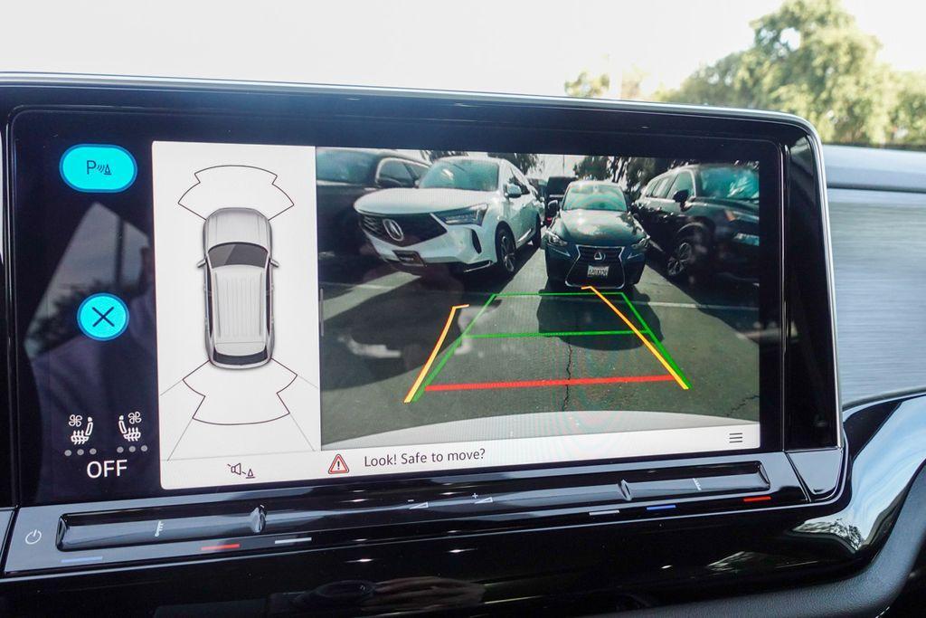 used 2025 Volkswagen Atlas Cross Sport car, priced at $37,998