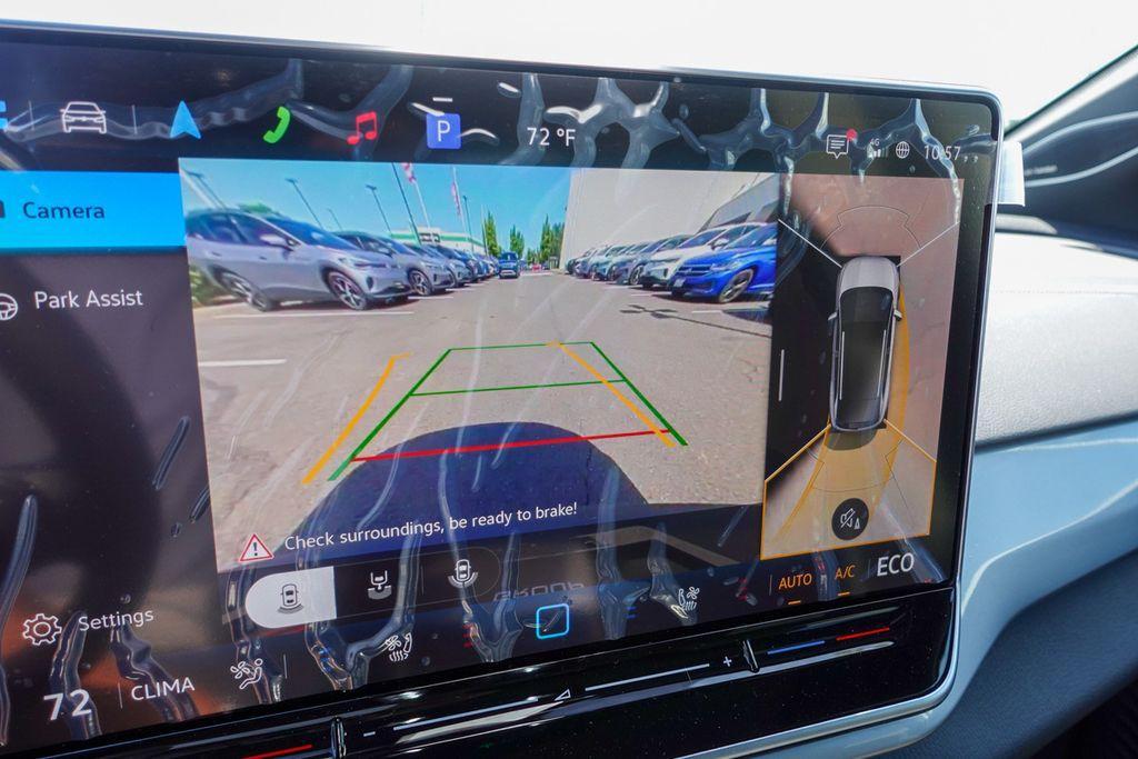 new 2025 Volkswagen ID.4 car, priced at $50,204
