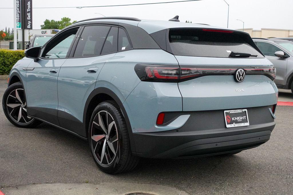 new 2025 Volkswagen ID.4 car, priced at $45,572