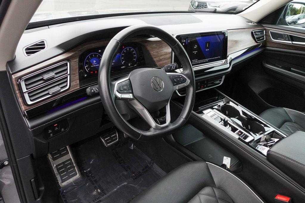 used 2024 Volkswagen Atlas car, priced at $37,488