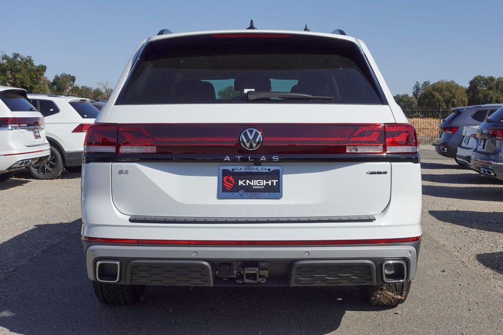 new 2024 Volkswagen Atlas car, priced at $43,824