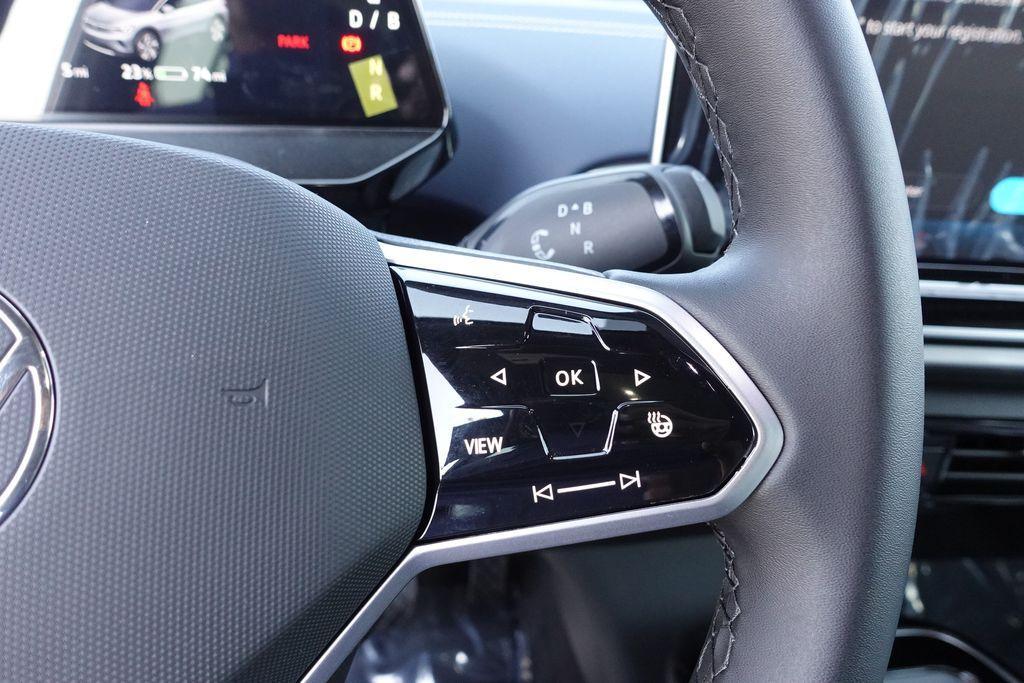 new 2025 Volkswagen ID.4 car, priced at $41,071