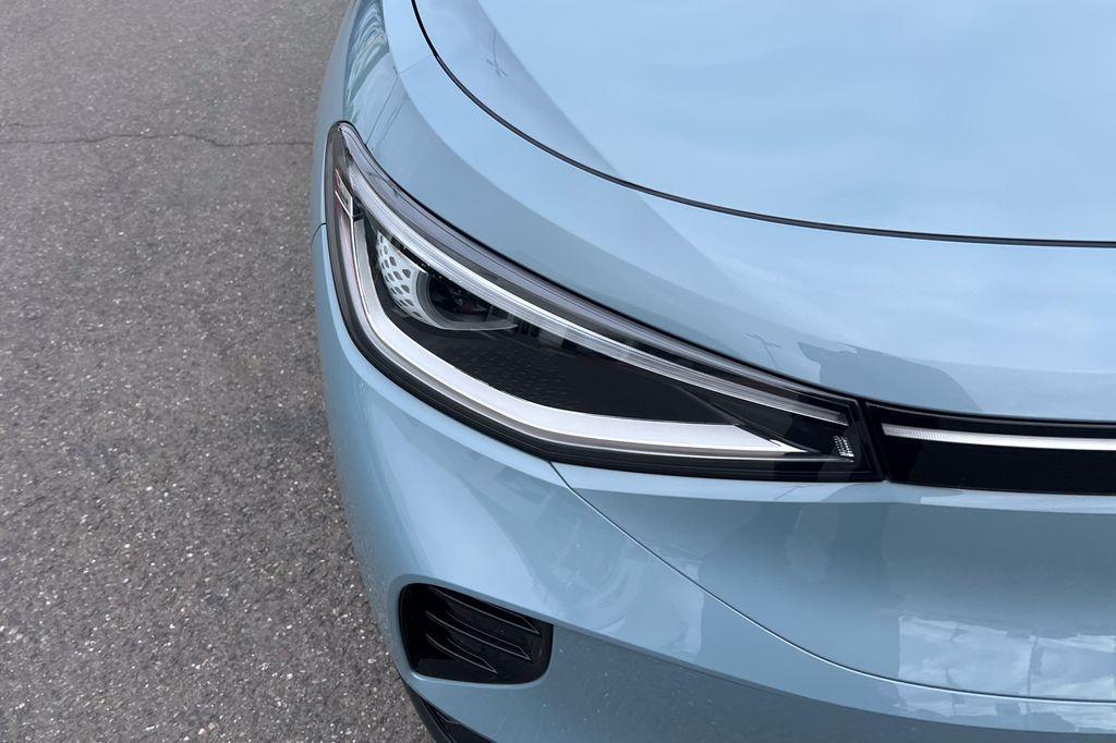 new 2025 Volkswagen ID.4 car, priced at $49,348