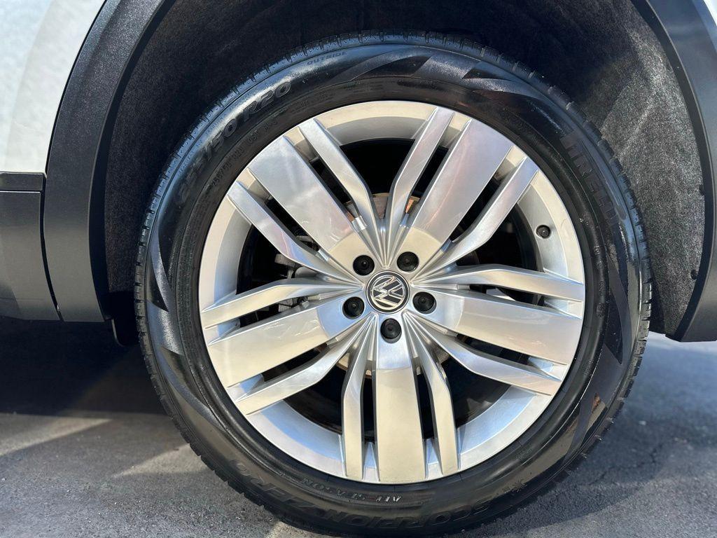 used 2020 Volkswagen Atlas car, priced at $22,999