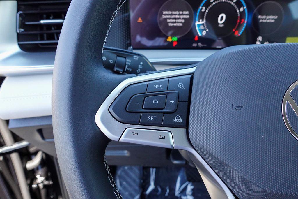 new 2025 Volkswagen Tiguan car, priced at $31,910