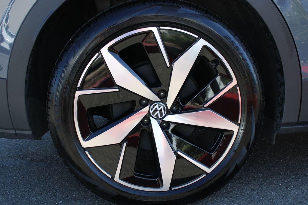 used 2023 Volkswagen ID.4 car, priced at $28,477
