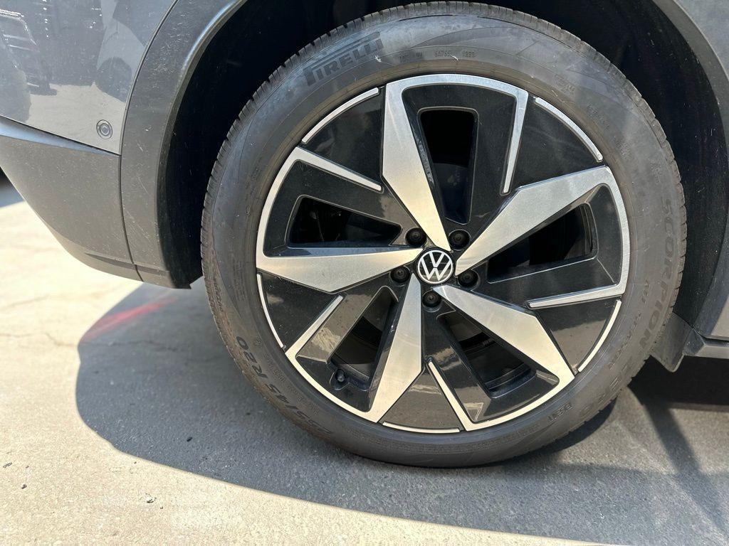used 2023 Volkswagen ID.4 car, priced at $28,677