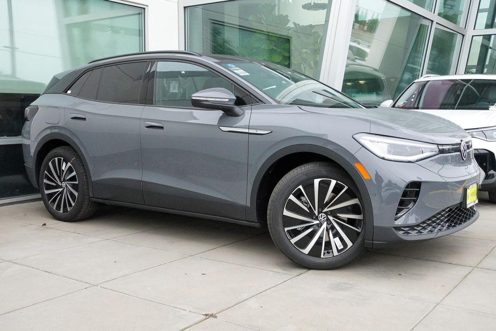 new 2025 Volkswagen ID.4 car, priced at $40,636