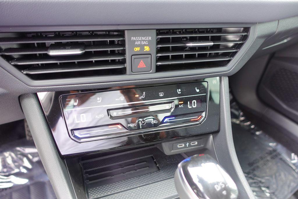 new 2025 Volkswagen Jetta car, priced at $28,479