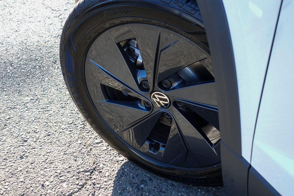 new 2025 Volkswagen Taos car, priced at $25,766