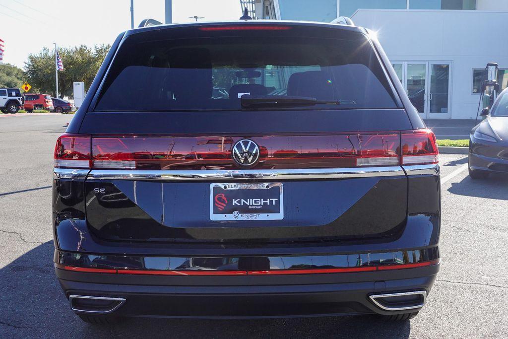 new 2024 Volkswagen Atlas car, priced at $34,376