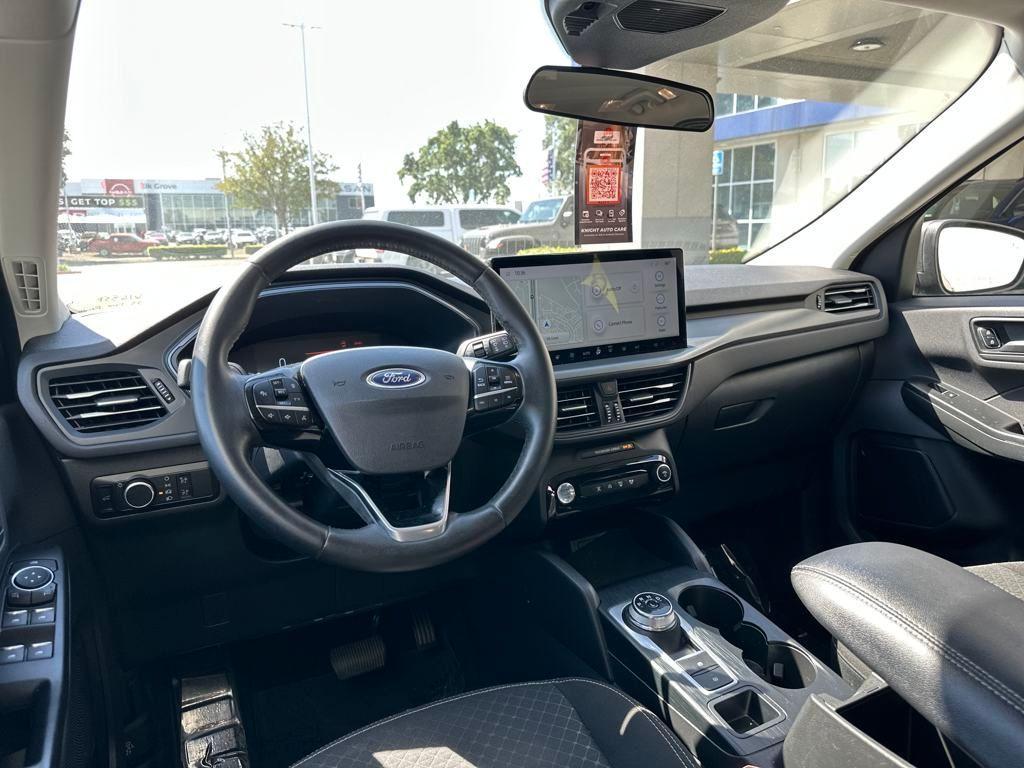 used 2023 Ford Escape car, priced at $21,299