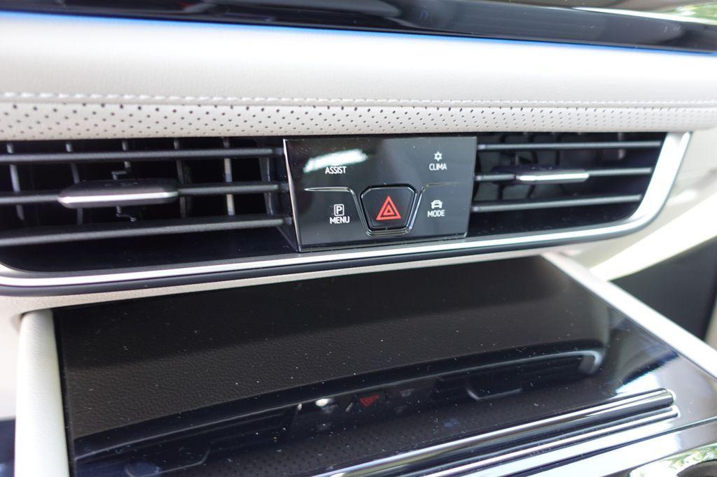new 2025 Volkswagen Atlas car, priced at $46,817