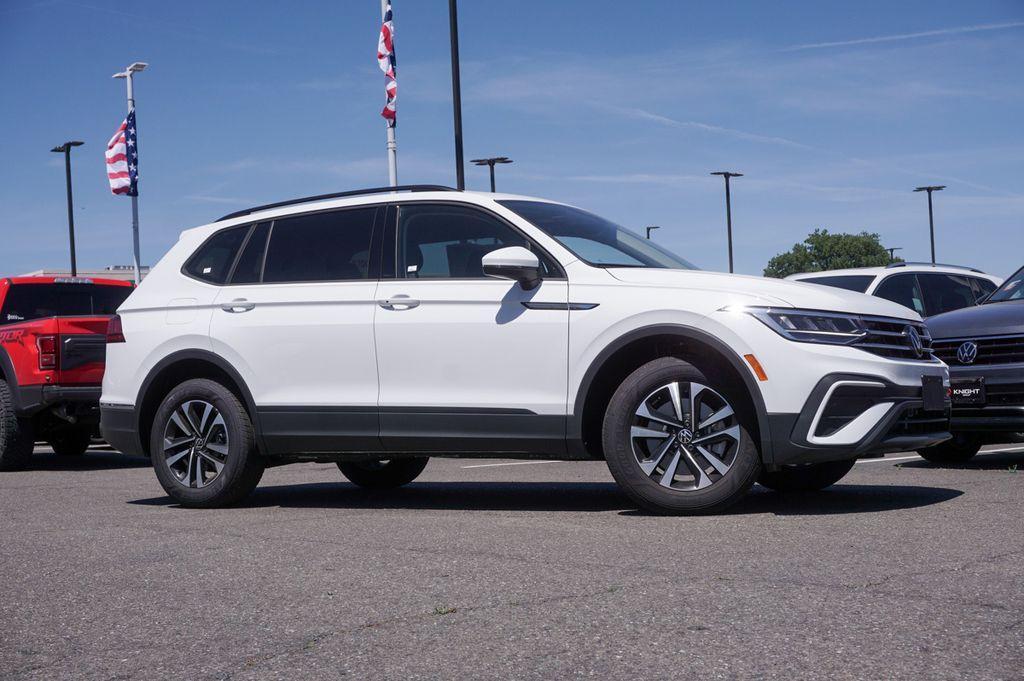 new 2024 Volkswagen Tiguan car, priced at $29,443