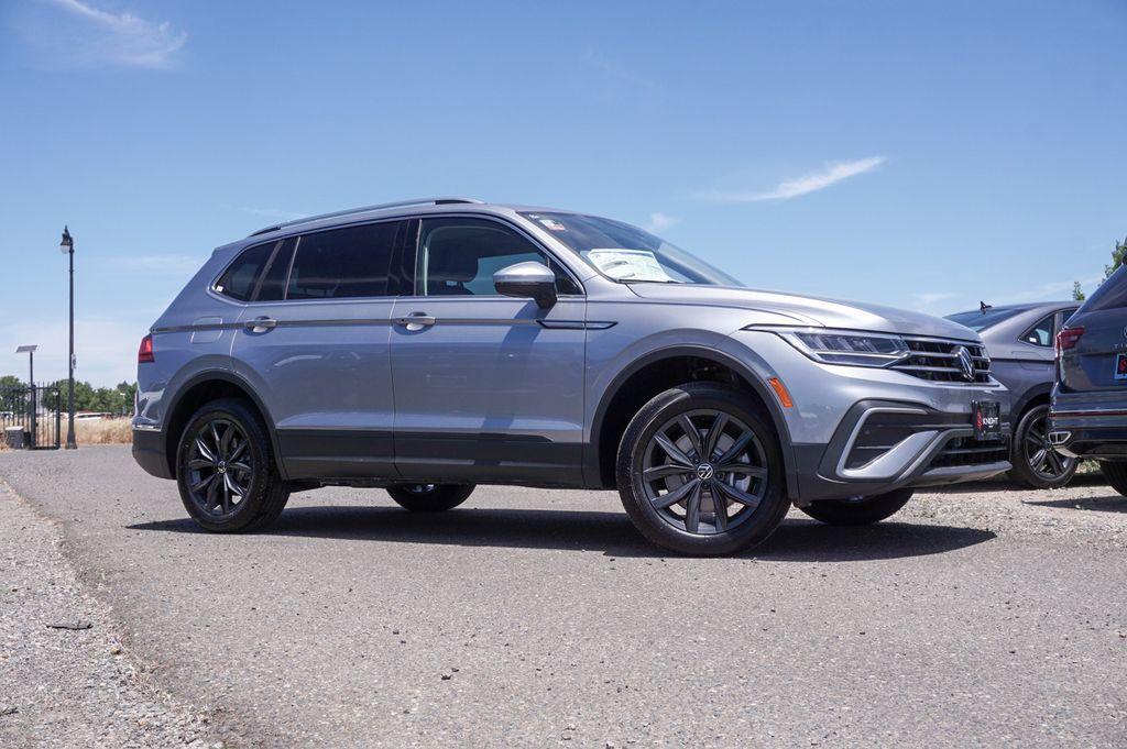 new 2024 Volkswagen Tiguan car, priced at $32,661