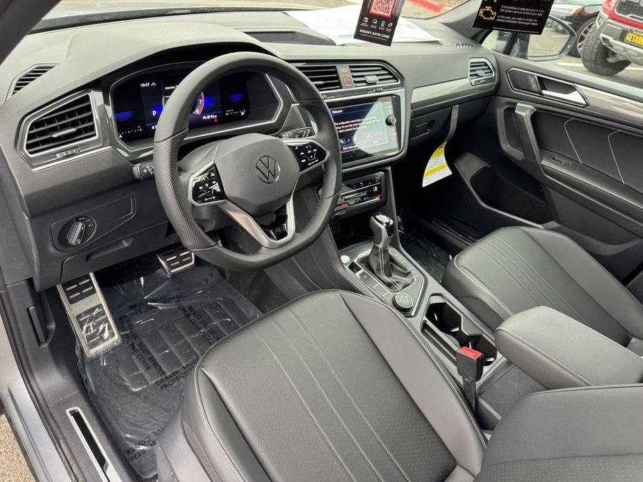 new 2024 Volkswagen Tiguan car, priced at $35,191