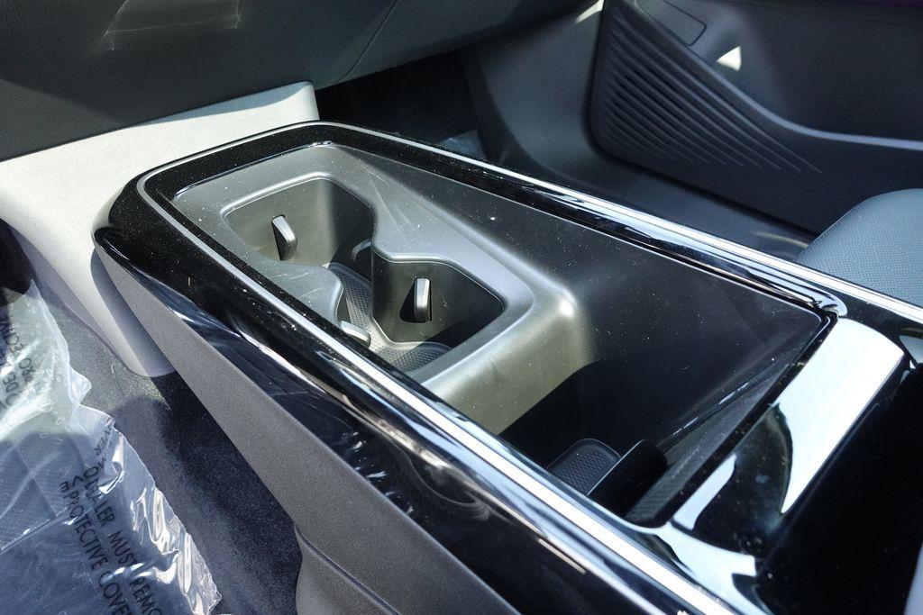 new 2025 Volkswagen ID.4 car, priced at $45,283
