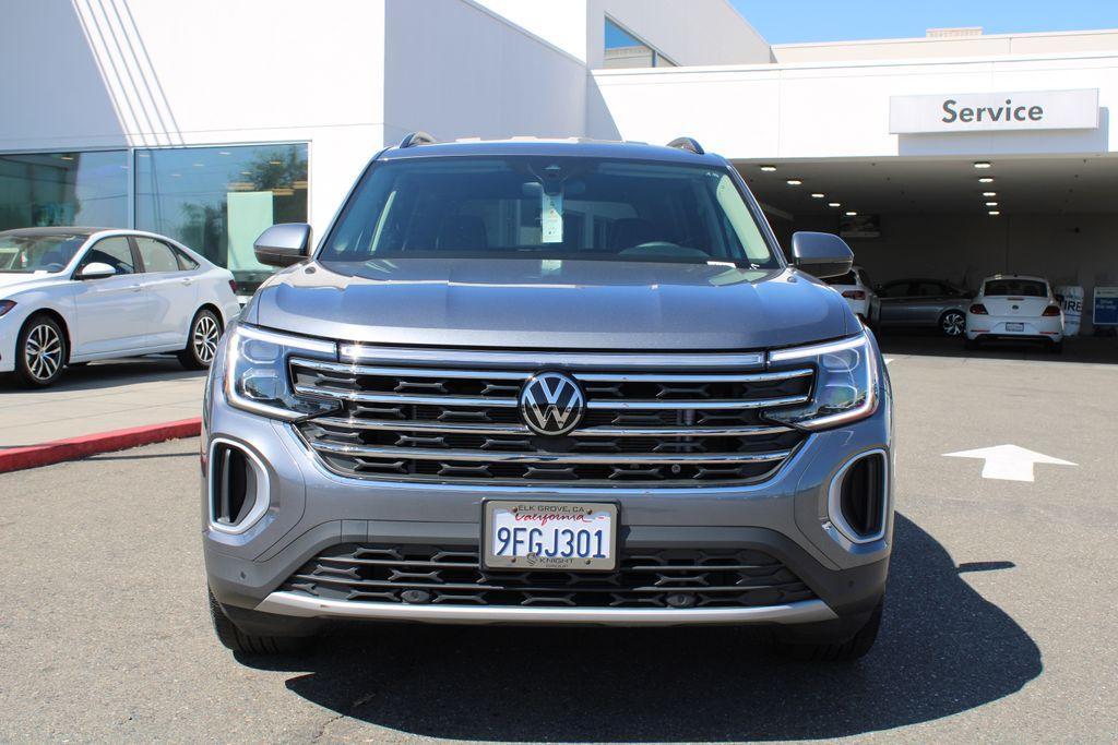 used 2024 Volkswagen Atlas car, priced at $36,987