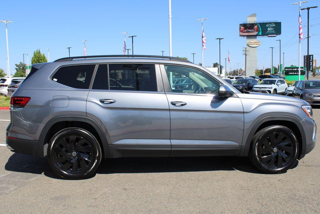 used 2024 Volkswagen Atlas car, priced at $36,987