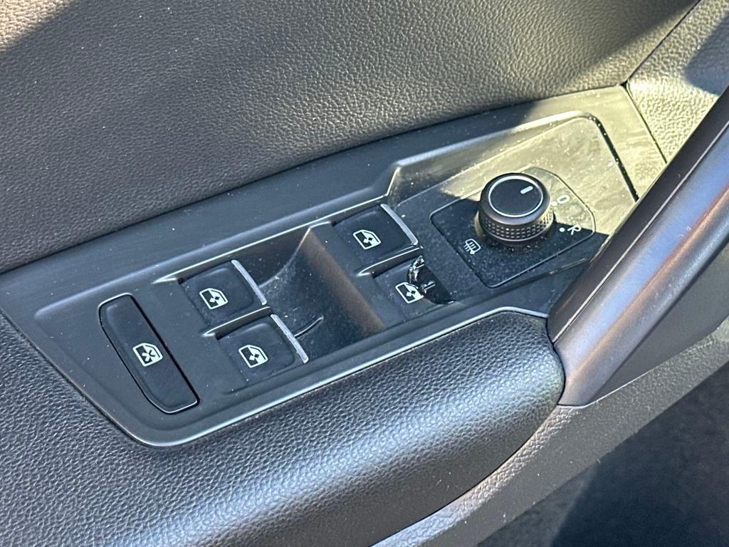 used 2021 Volkswagen Tiguan car, priced at $21,896