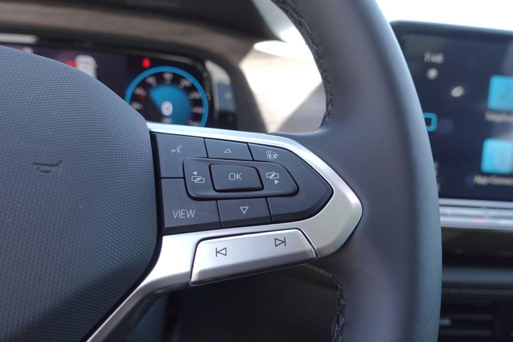 new 2025 Volkswagen Atlas car, priced at $52,691