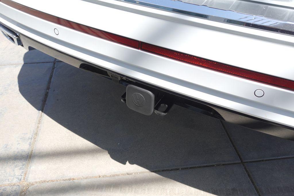 new 2025 Volkswagen Atlas car, priced at $52,691