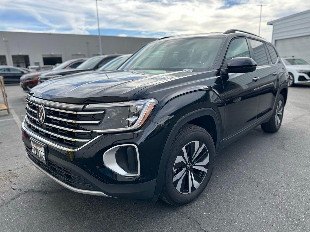 used 2025 Volkswagen Atlas car, priced at $33,798