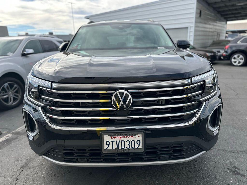 used 2025 Volkswagen Atlas car, priced at $33,798
