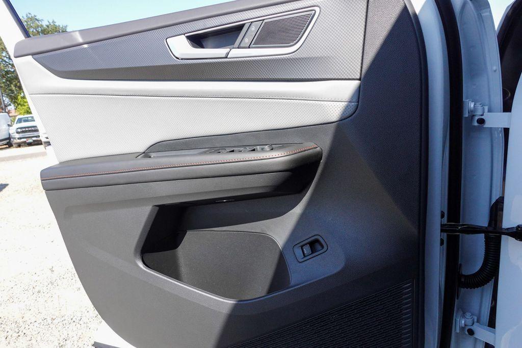 new 2026 Volkswagen Atlas car, priced at $46,565