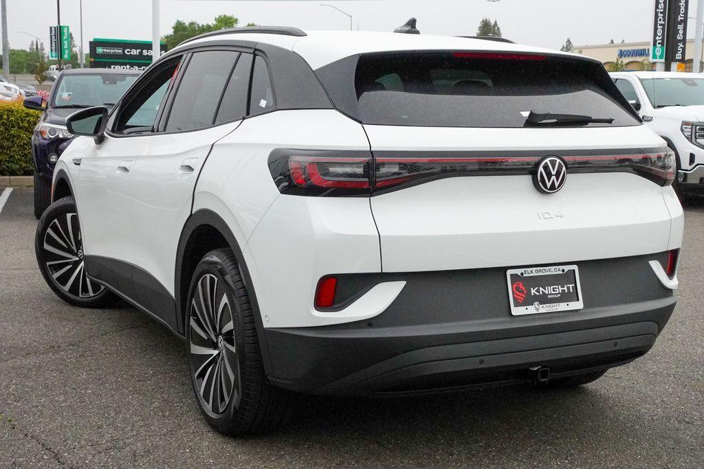 new 2025 Volkswagen ID.4 car, priced at $44,411