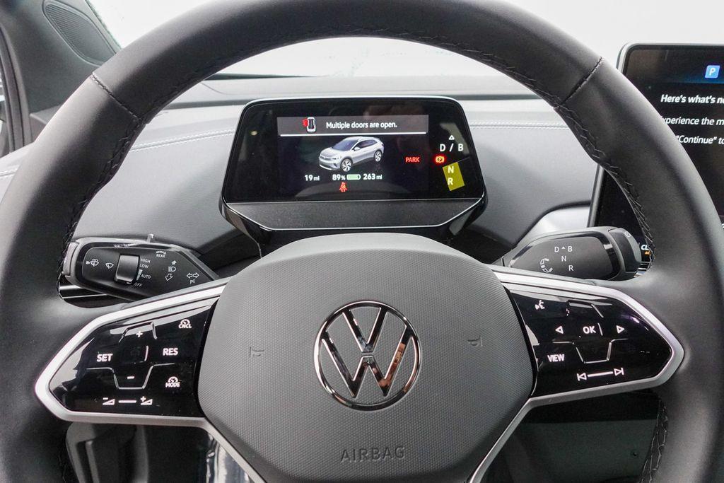 new 2025 Volkswagen ID.4 car, priced at $44,411
