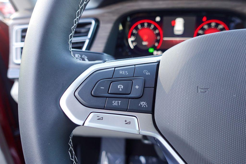 new 2025 Volkswagen Atlas car, priced at $47,852