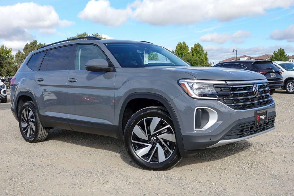 new 2026 Volkswagen Atlas car, priced at $41,154