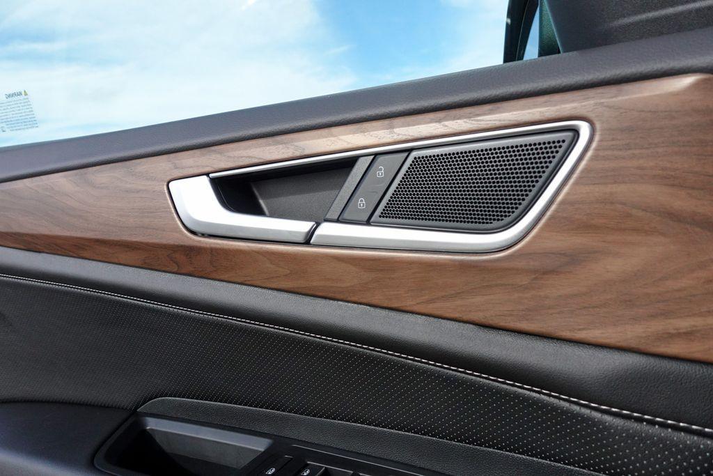 new 2026 Volkswagen Atlas car, priced at $41,154