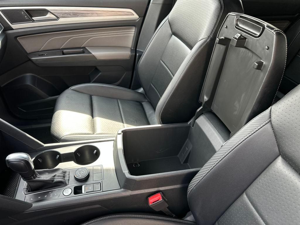 used 2022 Volkswagen Atlas Cross Sport car, priced at $26,045
