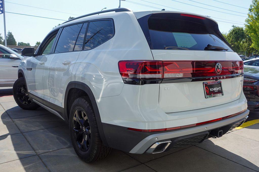 new 2025 Volkswagen Atlas car, priced at $40,260