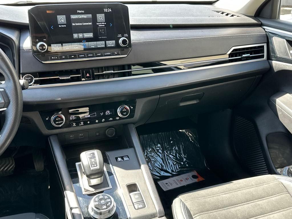 used 2023 Mitsubishi Outlander PHEV car, priced at $27,152
