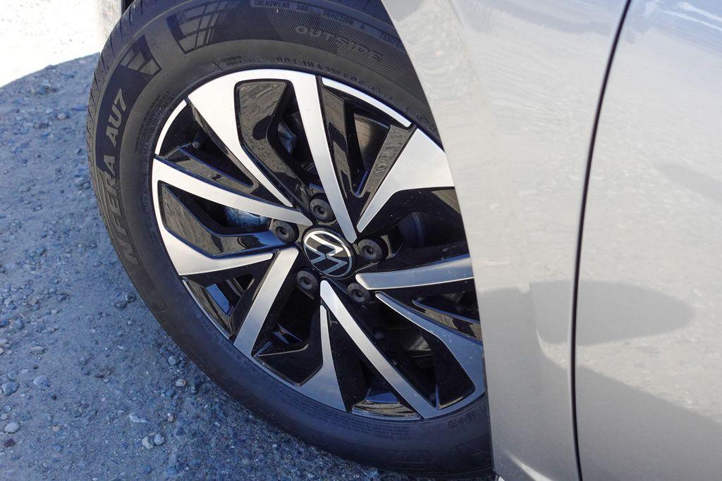 new 2025 Volkswagen Jetta car, priced at $21,070