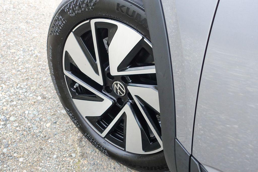 new 2026 Volkswagen Atlas car, priced at $42,524