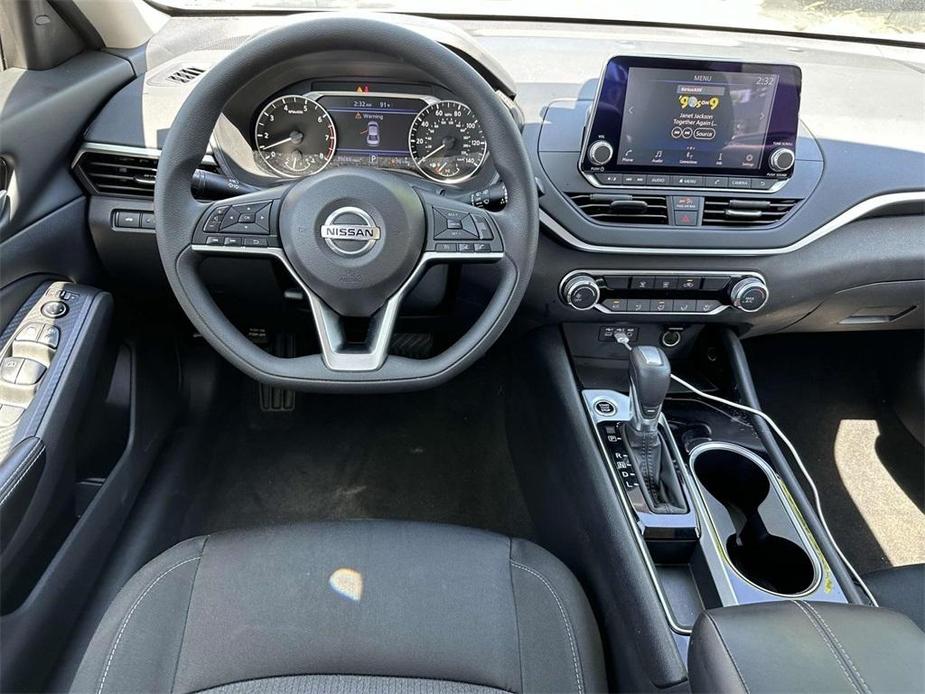 used 2022 Nissan Altima car, priced at $19,604