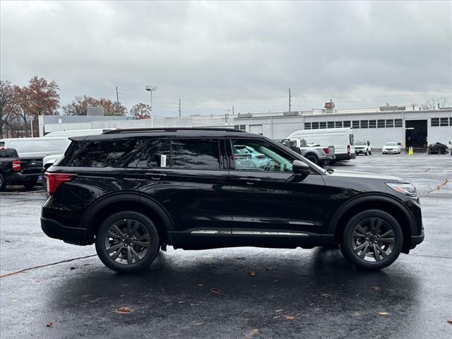 new 2025 Ford Explorer car, priced at $45,556