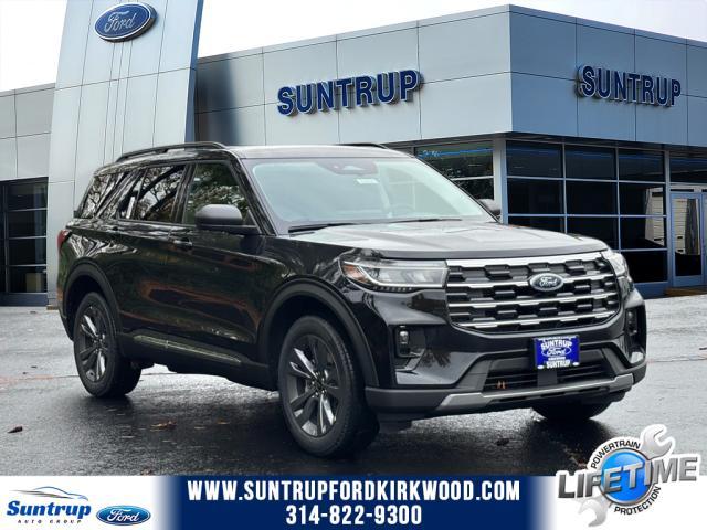 new 2025 Ford Explorer car, priced at $45,556