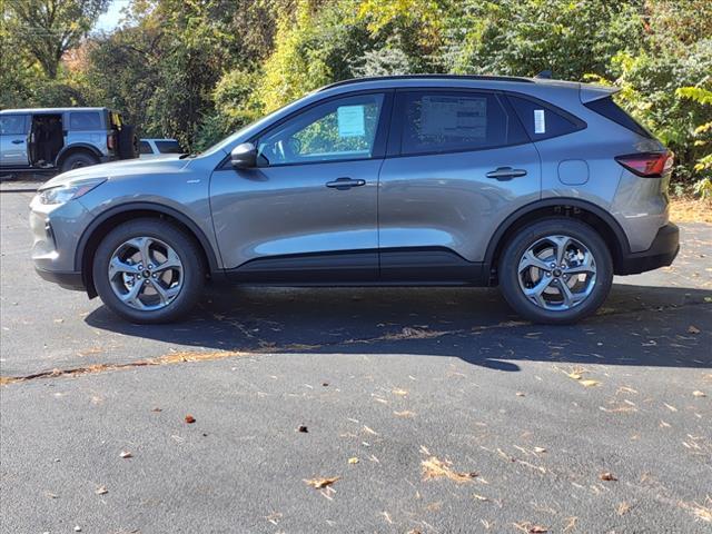 new 2025 Ford Escape car, priced at $32,054